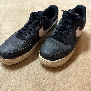 Nike Air Force 1 ‘07 (Size 10)